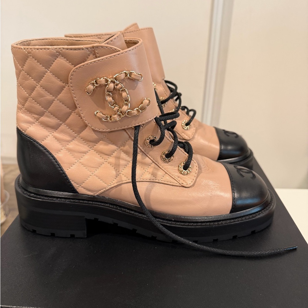 CHANEL White and Black Receipts Set